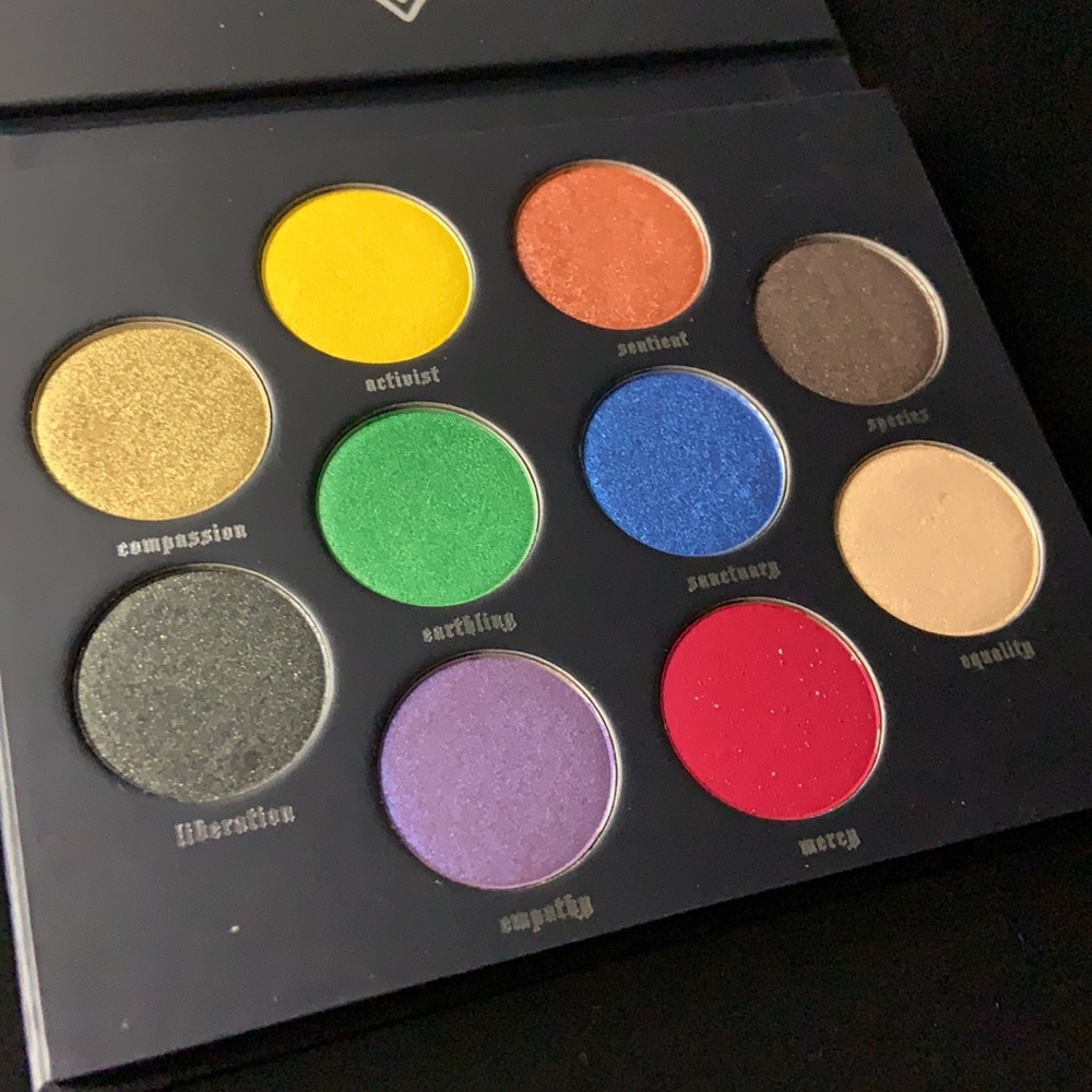 Kat Von D Vegan Eyeshadow Palette - Picture 6 of 7
